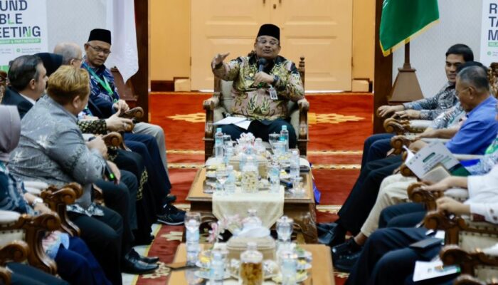 Safrizal Bahas Upaya Majukan Aceh Dengan Tokoh Nasional Dan Internasional