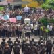 Demo Money Politics, Pengunjuk Rasa Duduki Ruang Sidang DPRK Bireuen
