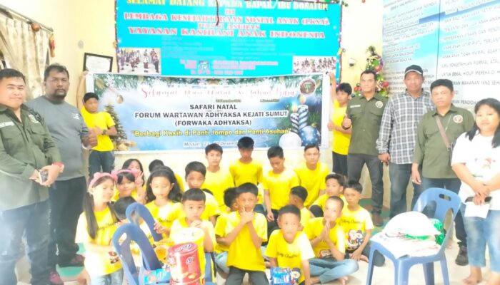 Safari Natal 2024 Wartawan Kejatisu, Salurkan Bantuan Sembako Ke Panti Asuhan
