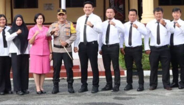 Personel Polres Pematangsiantar Dapat Penghargaan