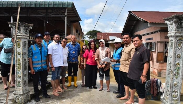 Merasa Prihatin, Komisi 4 DPRD Medan Kunjungi Wilayah Terdampak Banjir