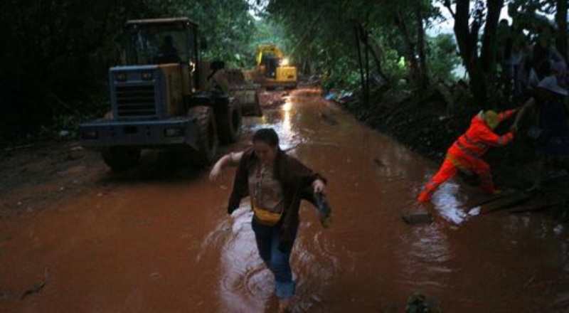 Banjir Dan Longsor Sukabumi Renggut 2 Nyawa Dan Putuskan 10 Jembatan