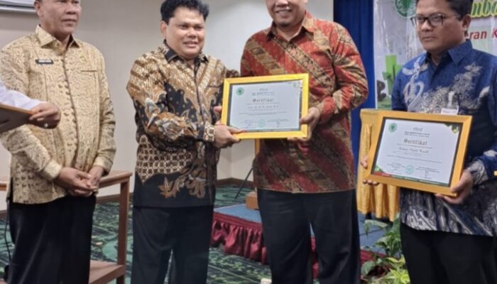 Rektor UNIVA Terima Award PINBAS MUI