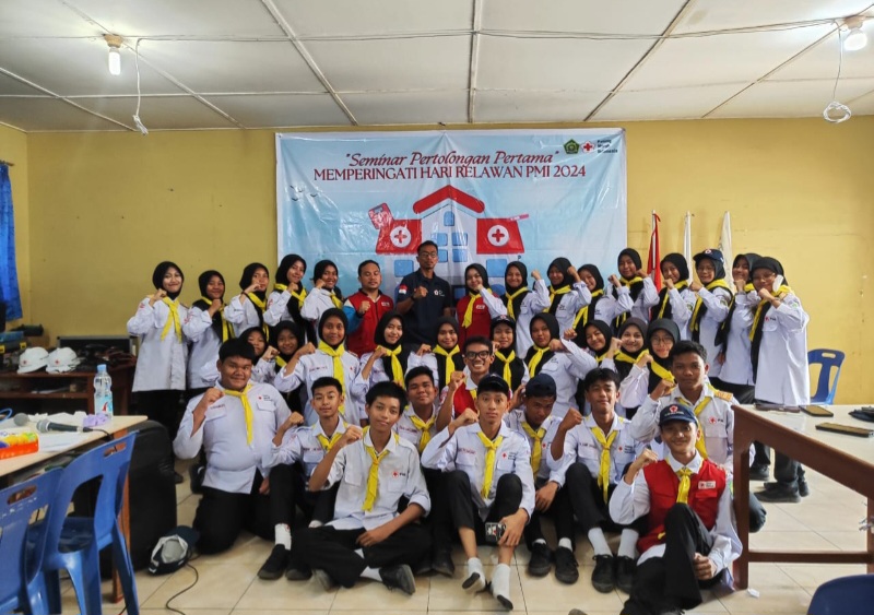 Palang Merah Remaja 078 MAN 3 Medan Gelar Seminar Pertolongan Pertama