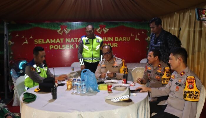 Kapolrestabes Medan Cek Pospam Nataru Pastikan Kesiapan Personel