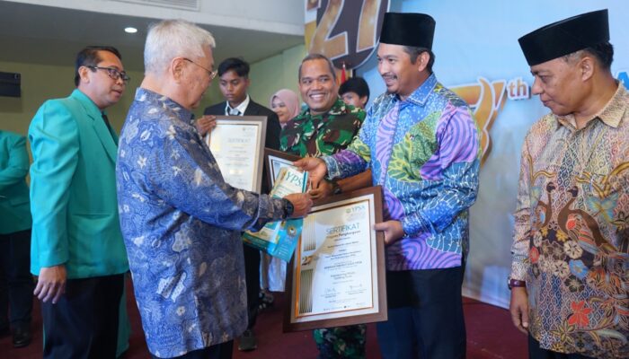 Puncak Peringatan HUT Ke-27, YPSA Beri Penghargaan Tokoh Peduli Pendidikan