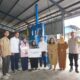 PLN UPT Medan berikan menyerahkan bantuan mesin kepada Bank Sampah Induk (BSI) yang berlokasi di Kelurahan Sicanang, Medan Belawan. Waspada/Ist