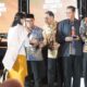 REKTOR UMSU Prof Agussani saat menerima penghargaan Anugerah Diktisaintek 2024.. Waspada/Ist