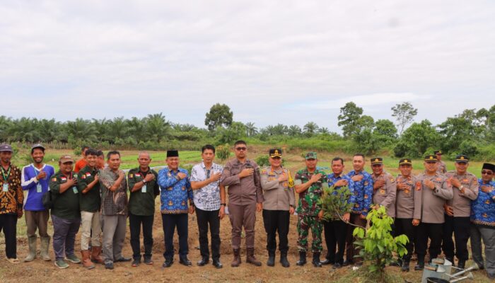 Polres Aceh Tamiang Launching Penanaman Perdana Gugus Tugas Polri