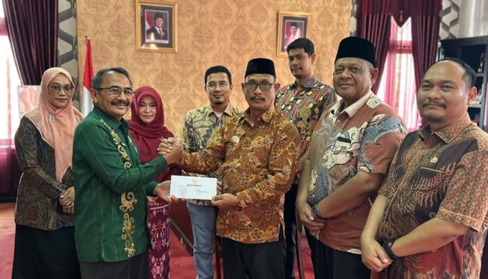 Hanafiah Plh Sekda Bireuen