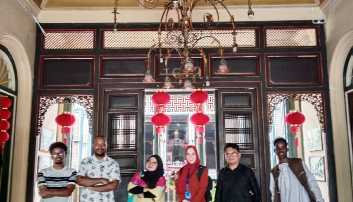 Harmoni Wisata Budaya: Mahasiswa BIPA Unimed Eksplorasi Sejarah Dan Kearifan Lokal