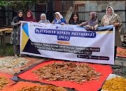 Dosen UMA Berdayakan UMKM Kerupuk Lipat