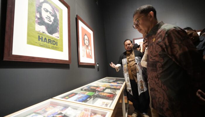 Pameran Jejak Perlawanan “Sang Presiden 2001”, Menteri Fadli Zon Kenang Hardi Sosok Kreatif Dan Kritis