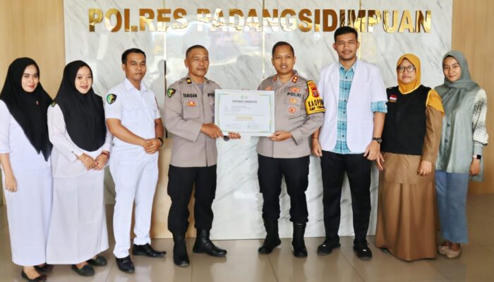 Kemenkes RI Nyatakan Klinik Kesehatan Polres P.Sidimpuan Akreditas Paripurna