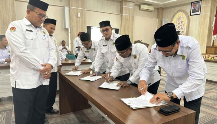 Penandatanganan Perkin Kanwil Kemenag Aceh