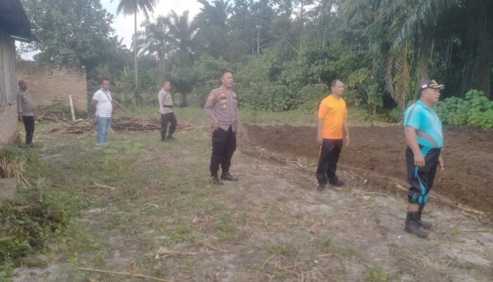 Polsek Tanahjawa Persiapkan Lahan Dukung Program Ketapang