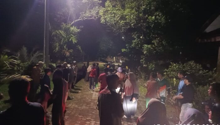 Siswa Demo Kepala SMK-PPN Kutacane