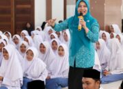 Pj Ketua TP-PKK Aceh Edukasi Santri MDTI
