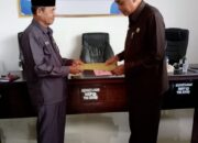 MPD Nagan Raya Serahkan SK PAW