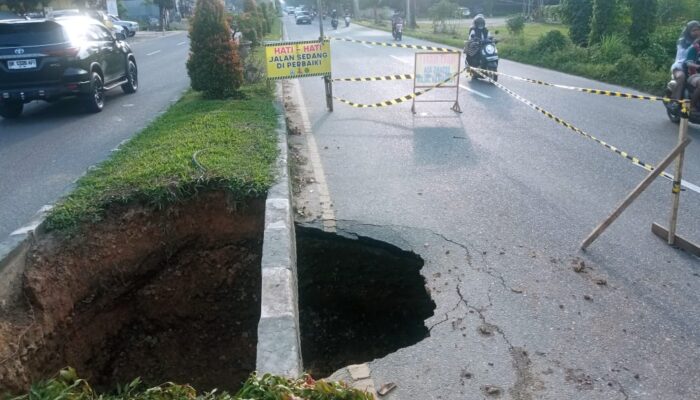 Jalan Nasional Amblas Di Aceh Tamiang