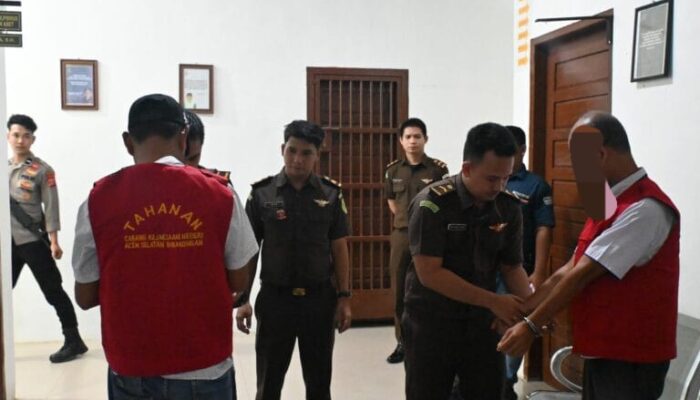 Jaksa Tahan 2 Tersangka Pengadaan Bibit Kambing Di Distan Aceh Selatan