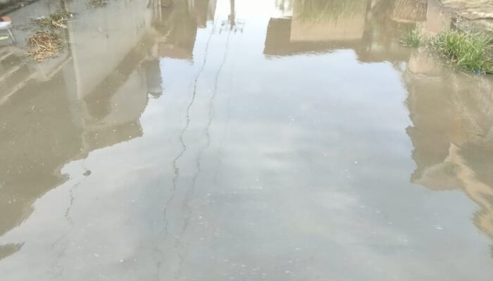 12 Tahun Tak Pernah Diperbaiki, Jalan Perumahan Harmoni Lubukpakam Bagai Kubangan Kerbau