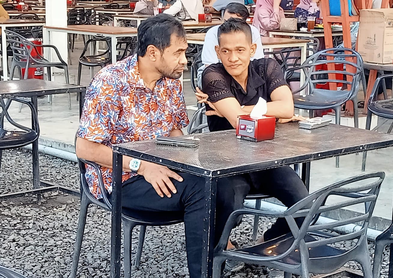 Kisah Rangkulan Politik Jhony, Kunci Kemenangan Muallem-Dek Fad Jadi Gubernur Aceh Kisah Rangkulan Politik Jhony, Kunci Kemenangan Muallem-Dek Fad Jadi Gubernur Aceh