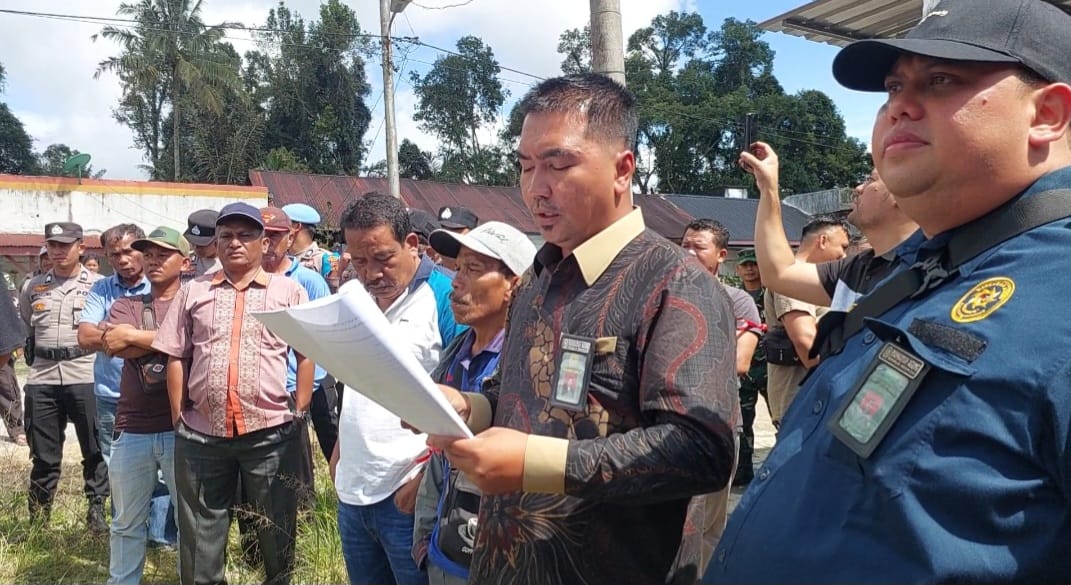 Ditolak Tergugat, PN Balige Tetap Ekseskusi Rumah Dan Lahan Di Pintu Pohan Meranti Ditolak Tergugat, PN Balige Tetap Ekseskusi Rumah Dan Lahan Di Pintu Pohan Meranti