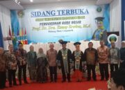 Prof Dr.Dra.Hj.Emmy Erwina, M.A. Guru Besar Pertama UnHar