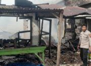 2 Rumah, 1 Usaha Jus Buah Ludes Terbakar Di Medan Timur