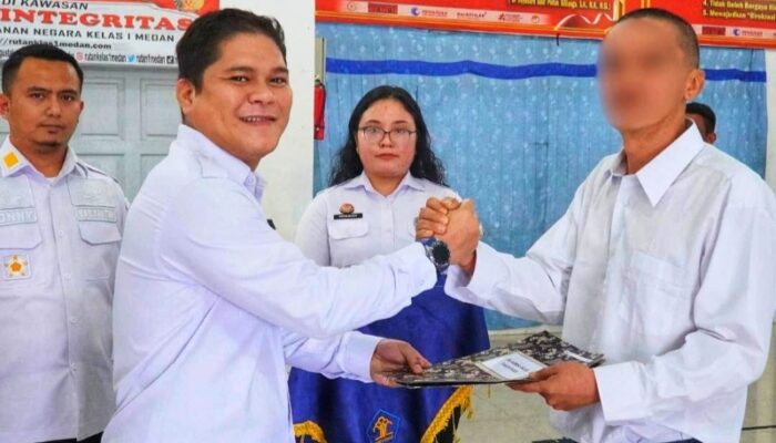 Warga Binaan Konghucu Di Rutan Medan Terima Remisi Imlek