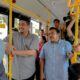 WALI Kota Medan Bobby Nasution didampingi Plt Kabag Protokol dan Komunikasi Pimpinan (Prokopim) Muhammad Ainul Hafis naik bus listrik usai menghadiri Tausiah, Doa dan Dzikir Bersama yang digelar untuk menyambut pergantian tahun dari 2024 menjadi 2025 di Masjid Raya Al Mashun Medan, Selasa (31/12). Waspada/Ist
