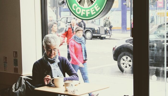 Awas Diusir, Nongkrong Di Starbuck’s Tanpa Beli Kopi