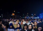Belasan Ribu Warga Saksikan Semarak Tahun Baru 2025 Dan Pesta Kembang Api