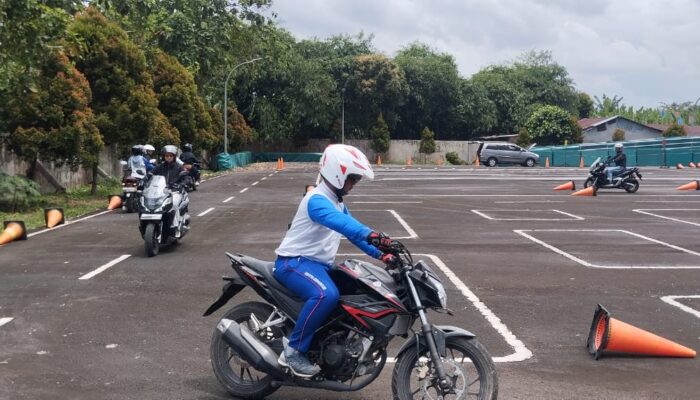 Pelatihan Safety Riding Advisor Perkuat Garda Terdepan #Cari_Aman