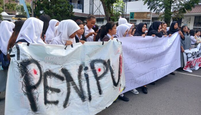 Kumpulan Foto Demo Siswa SMKN 10 Medan
