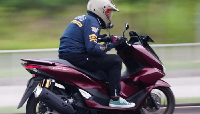 Etika Bunyikan Klakson Saat Berkendara