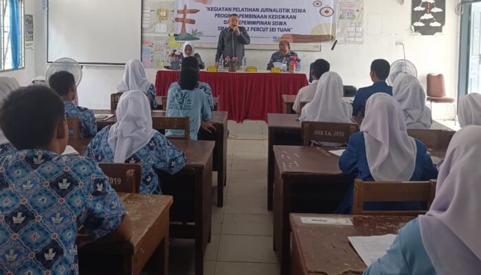 Siswa SMA 2 Percut Sei Tuan Ditantang Jadi Jurnalis