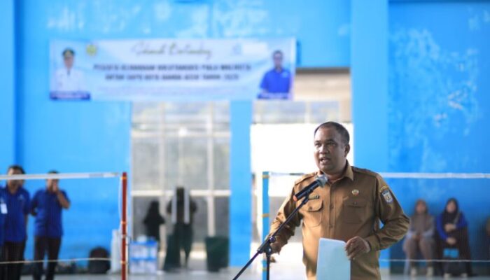 Perumdam Tirta Daroy Gelar Turnamen Bulutangkis