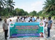 SPBUN PTPN IV Regional VI Baksos Perbaiki Jalan Lintas Kebun Tualang Sawit