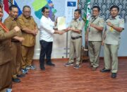 14 Sertifikat Tanah Diserahkan Kepada Pj Bupati Agara