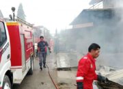 Tiga Mobil Damkar Aceh Tamiang Diterjunkan Padamkan Tiga Rumah Yang Terbakar