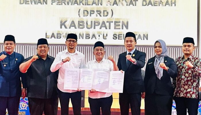 Hadir Paripurna Penetapan Bupati-Wabup Terpilih Labusel