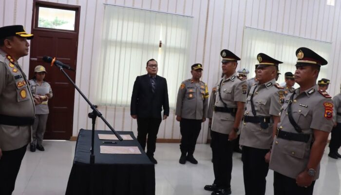 Kapolres Humbahas Sertijab 2 PJU