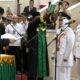 Gubernur Aceh Muzakir Manaf melantik dan mengambil sumpah Wali Kota Banda Aceh Illiza Sa'aduddin Djamal dan Wakil Wali Kota Afdhal Khalilullah dalam sidang paripurna di gedung DPRK Banda Aceh, Rabu (12/02/25) sore.(Waspada/T.Mansursyah)