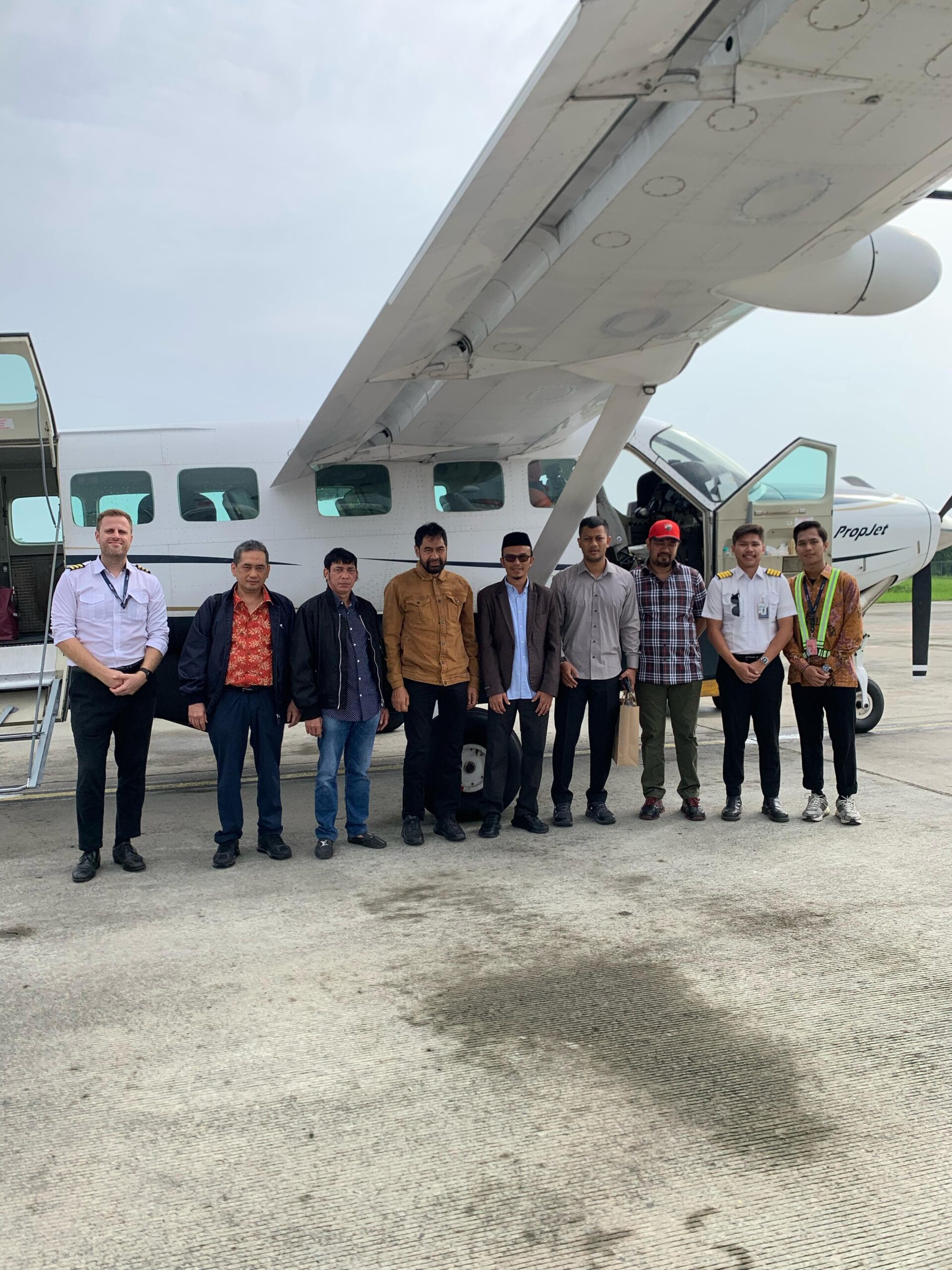 Pra Dilantik, HRB Ikut Silaturahmi KIM Dan Bersama Mualem Temui Agus, Tokoh Nasional Pra Dilantik, HRB Ikut Silaturahmi KIM Dan Bersama Mualem Temui Agus, Tokoh Nasional