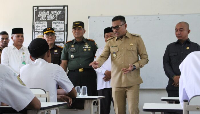 Bupati Abdya Safaruddin Launching Makan Bergizi Gratis