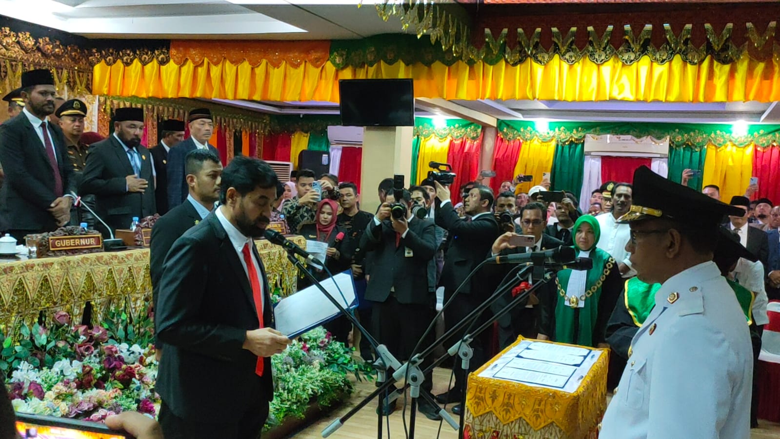 Pelantikan Sayuti - Husaini Sebagai Wali Kota Dan Wakil Wali Kota Lhokseumawe