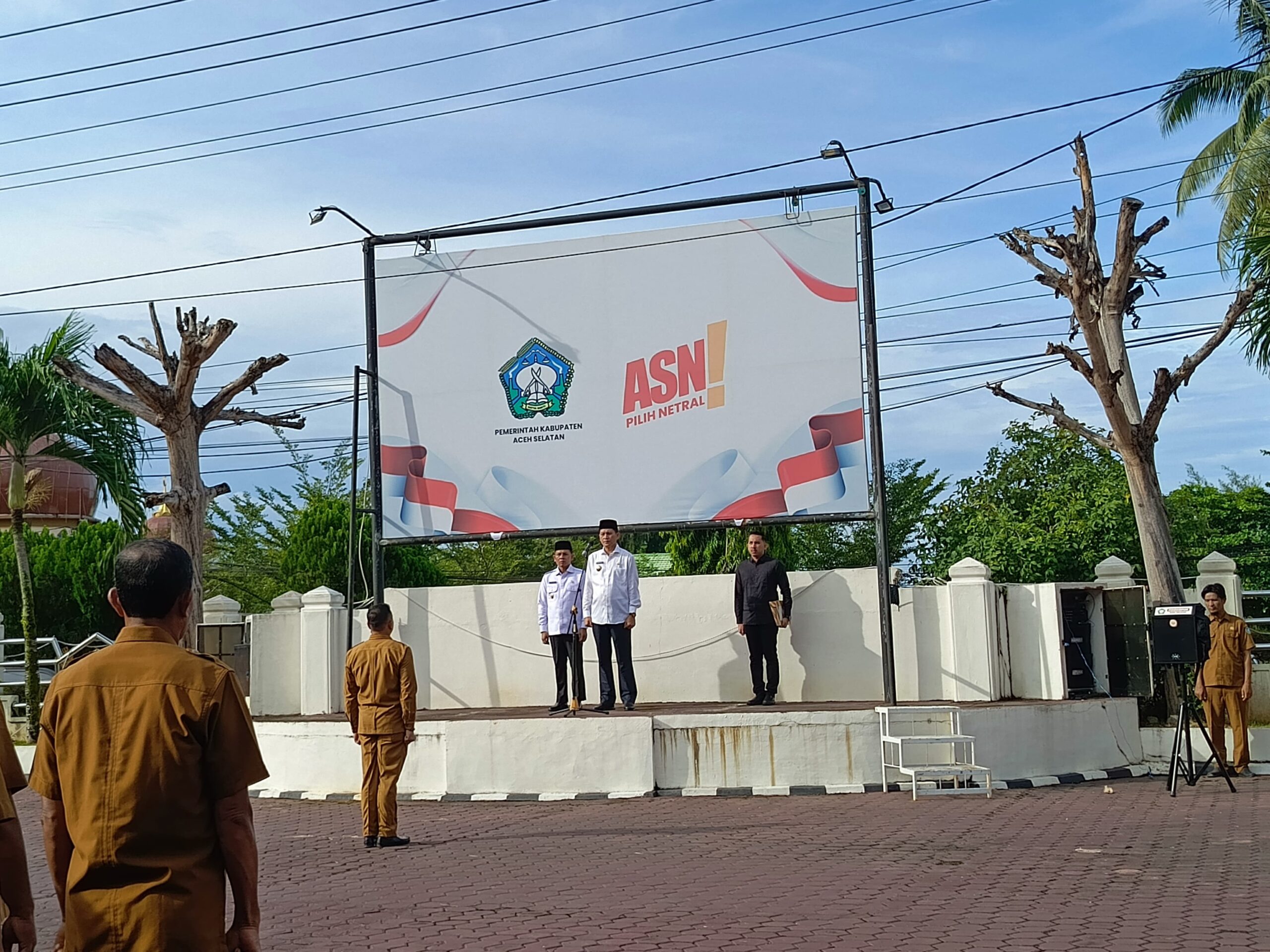 Bupati H. Mirwan: ASN Jangan Tergiring Isu Balas Dendam Politik