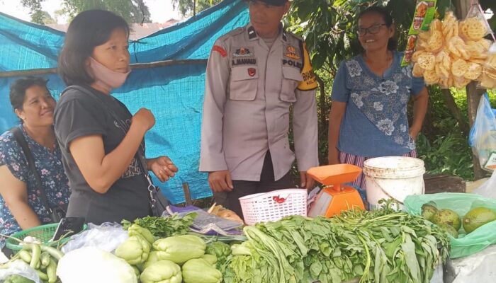 Polres P.Siantar Sampaikan Pesan Kamtibmas Kepada Pedagang Kaki Lima